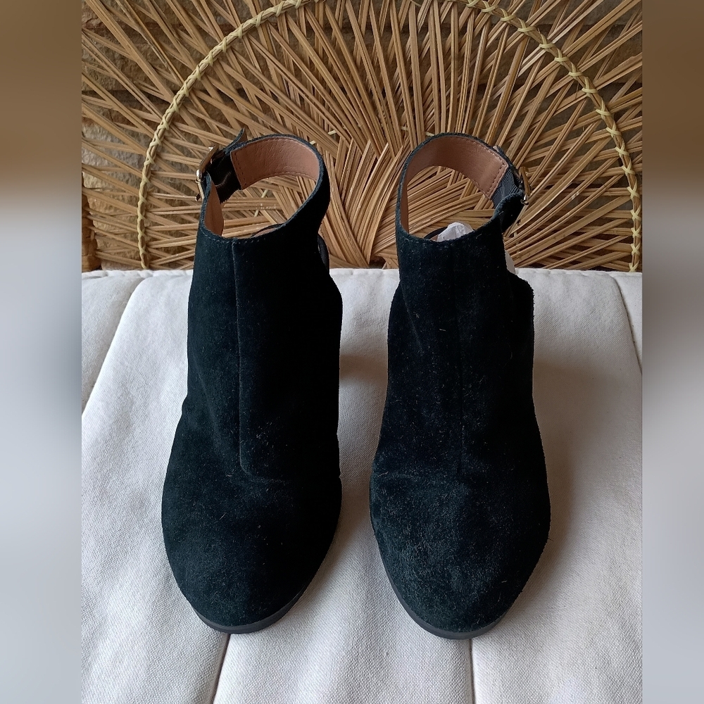 Vionic Elegant Black Suede Leather Women's Ankle Boots_9.5 - Picture 3 of 11